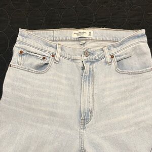 Abercrombie curve love ankle straight ultra high rise